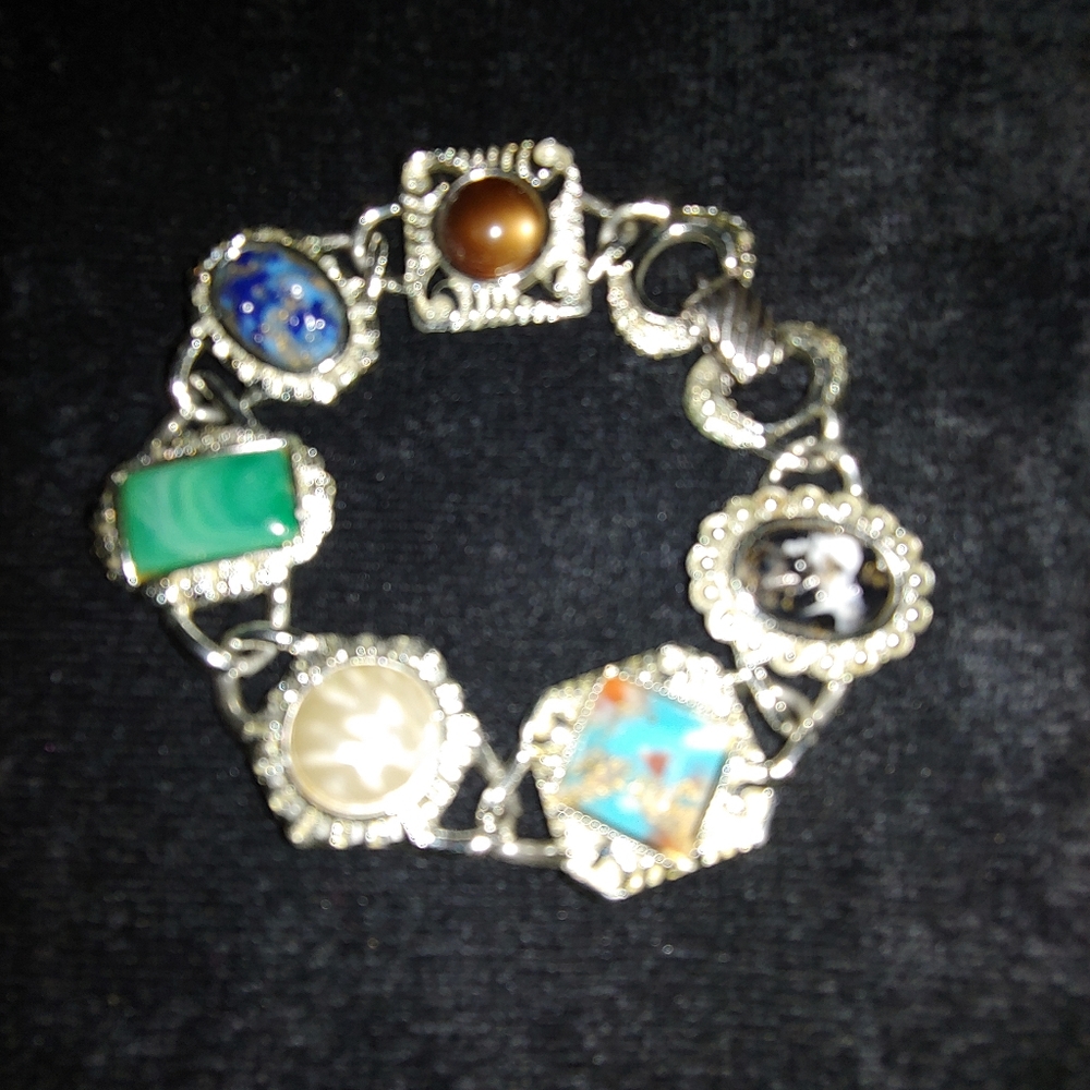 VTG Sarah Coventry "Happy Holiday" Bracelet